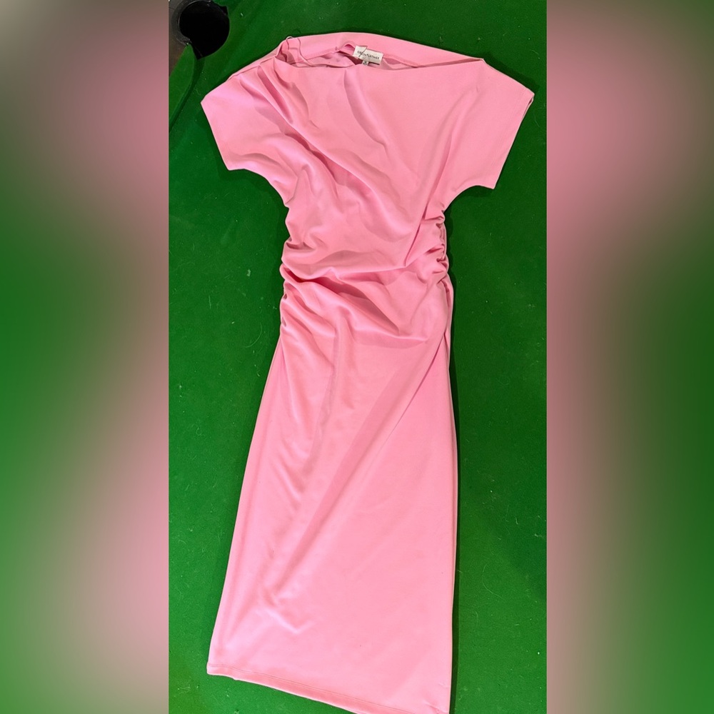 Gibson Latimer Soft Pink Midi Dress